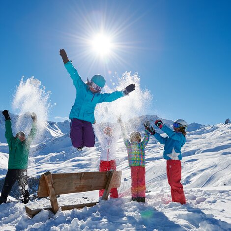 Familienurlaub im Winter Lenzerheide