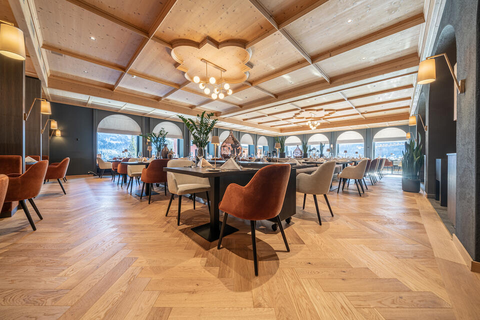 Speisesaal im Waldhotel Arosa 
