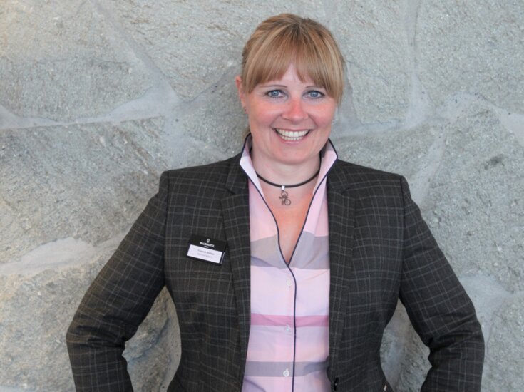 Yvonne Hütten