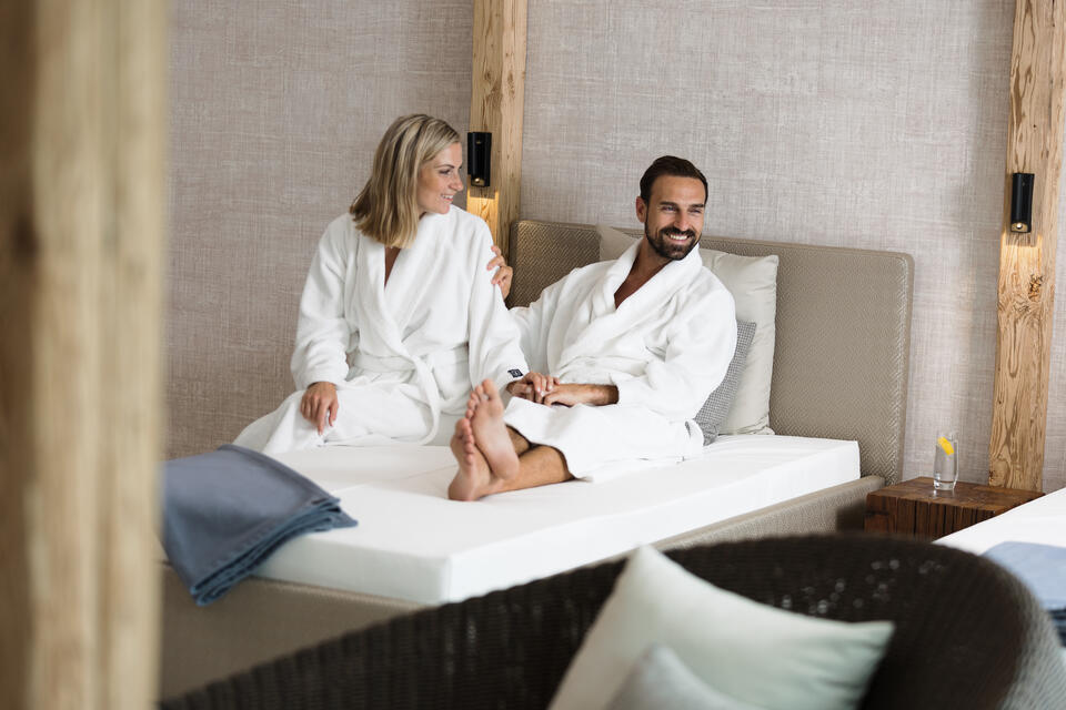 couple in wellness hotel