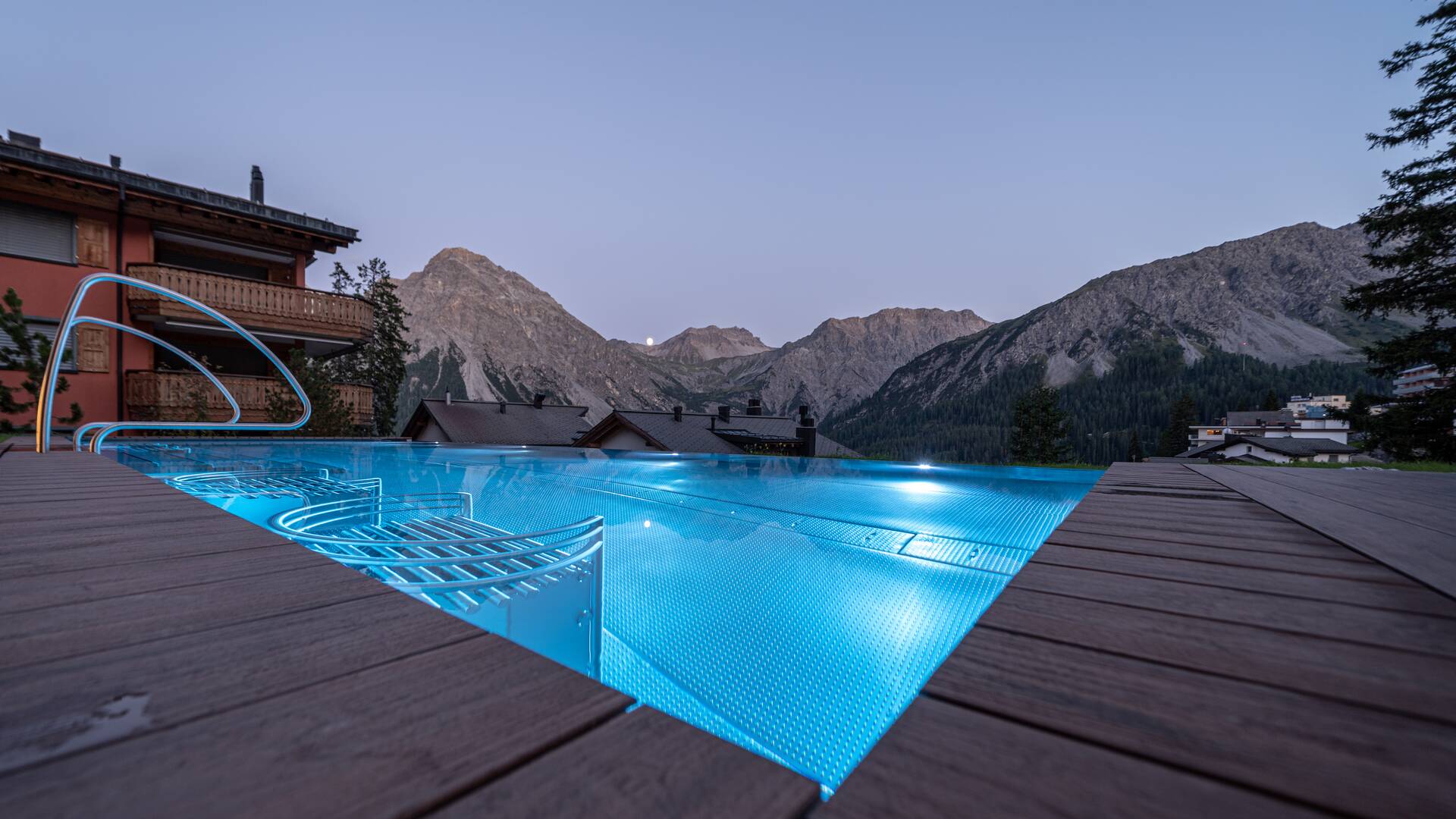 hotel with infinity pool Switzerland